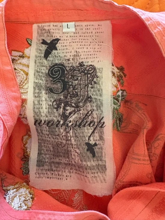 3J Workshop Johnny Was | Floral embroidered button down. Feminine Unique Boho - Picture 6 of 9